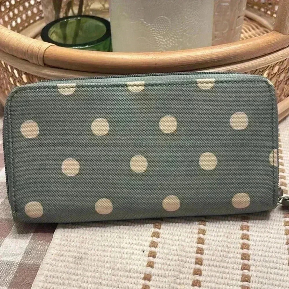 EUC Cath Kidston London Canvas Zip-Around Wallet - Picture 6 of 6